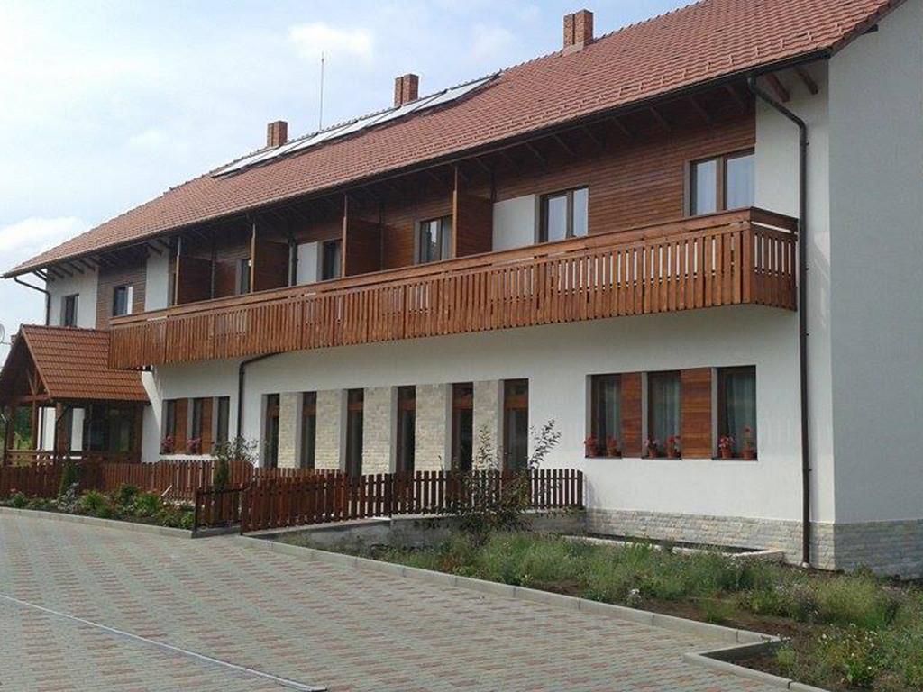 Pensiunea Casa Bunicului Mociu Exteriér fotografie